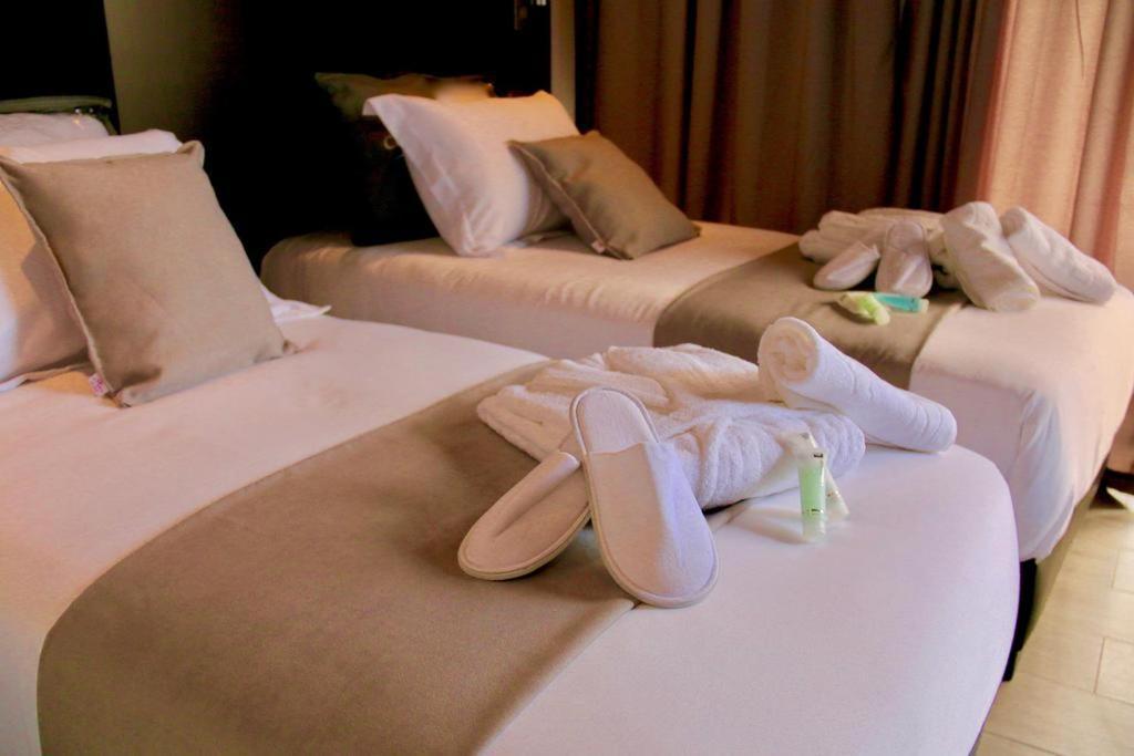 Calypso Hotel Aïn El Turk Eksteriør billede