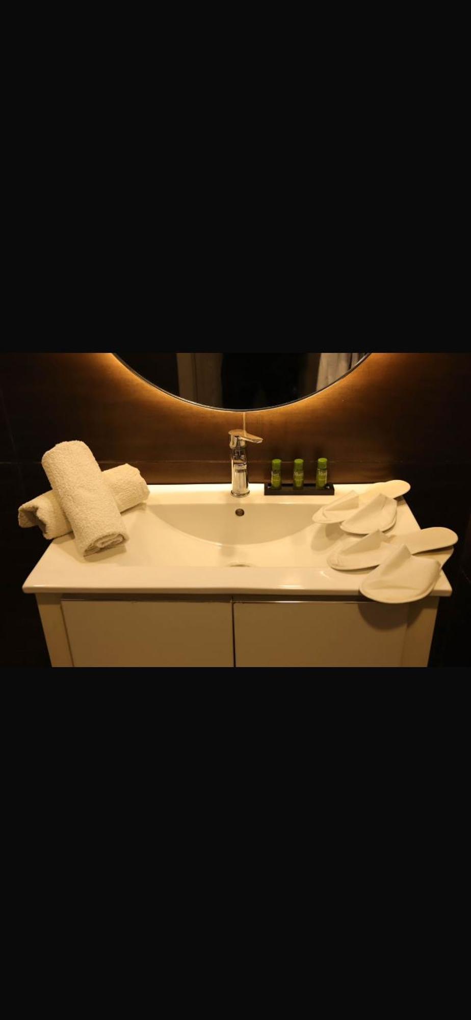 Calypso Hotel Aïn El Turk Eksteriør billede